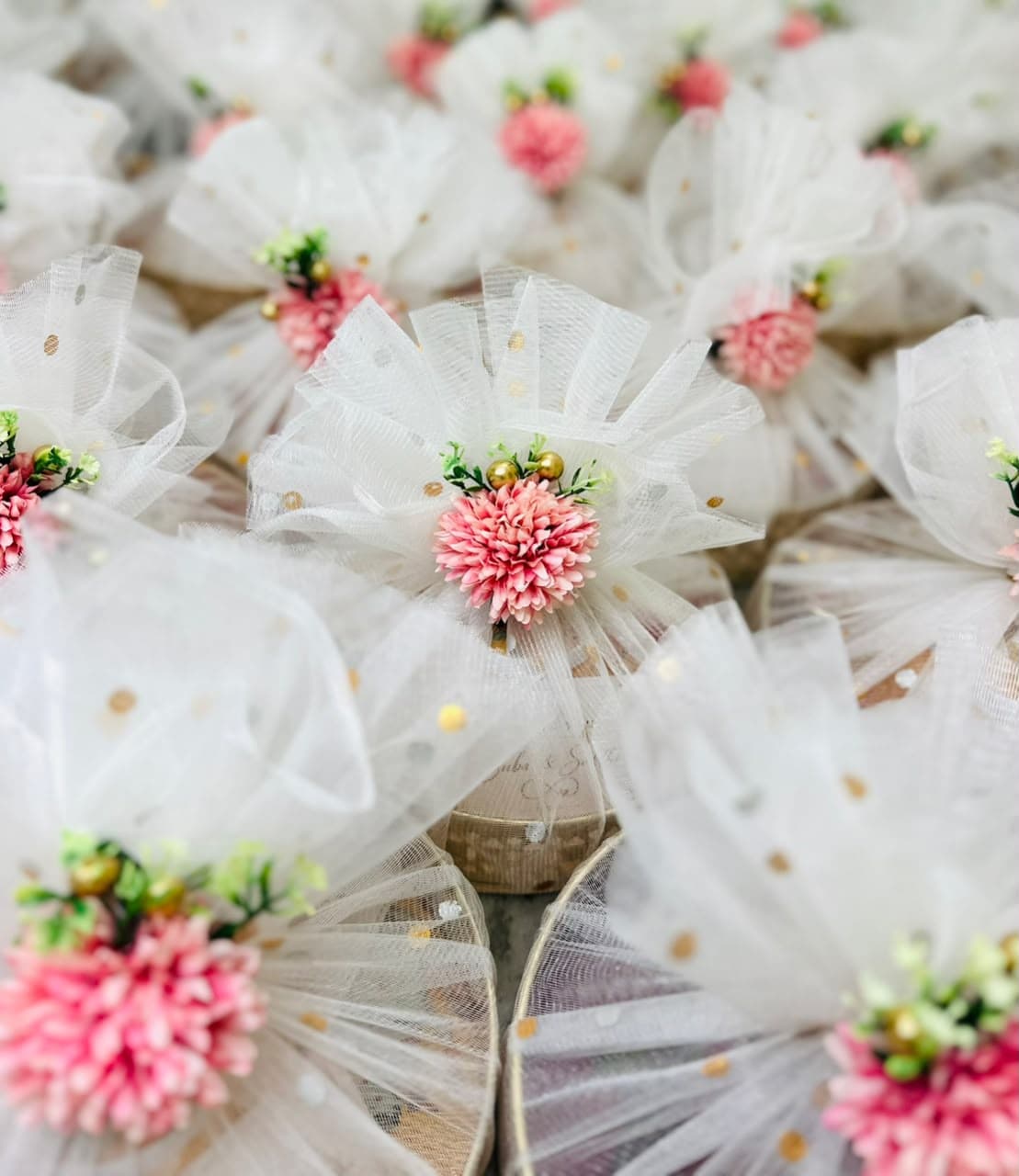 Net Wrap with Flower or Brooch