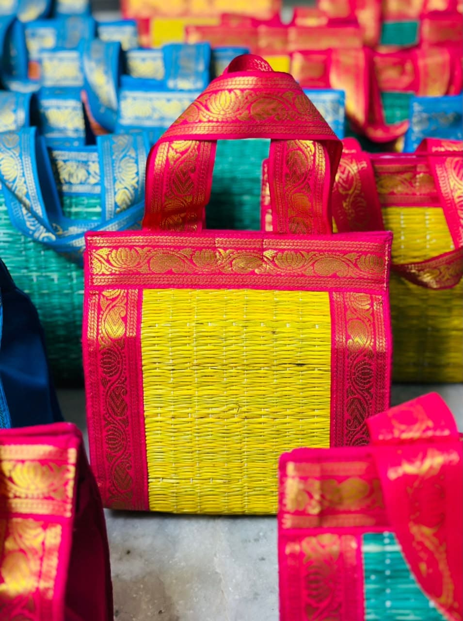 Full Kora Bag with Mango Zari — 7 inch
