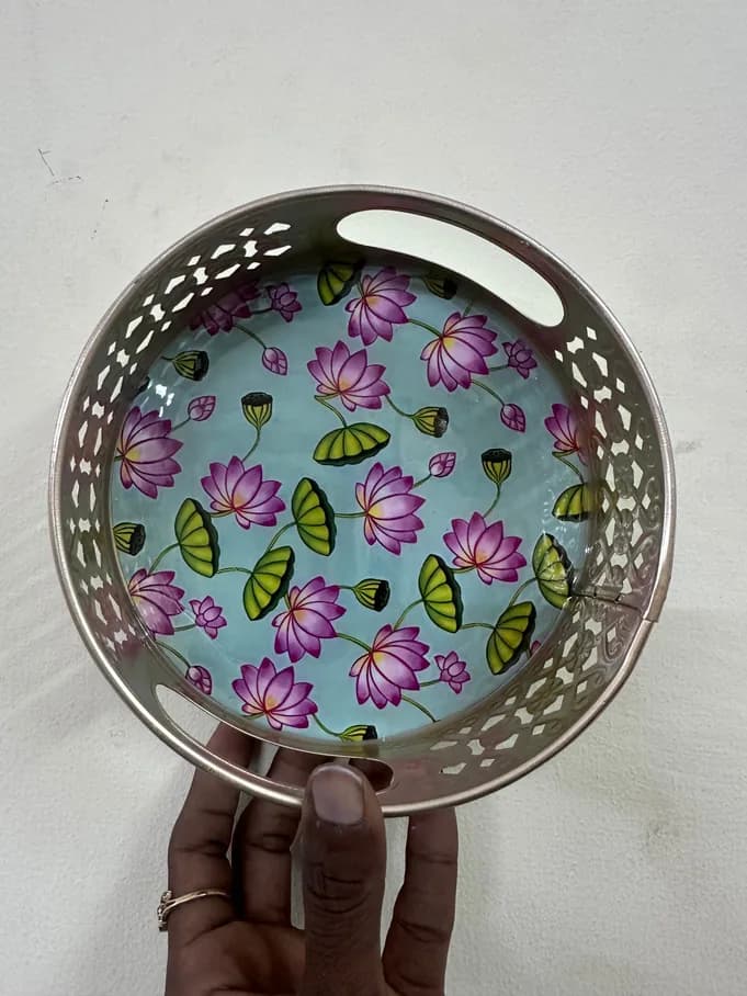 Leaf Brass Diya — image 1