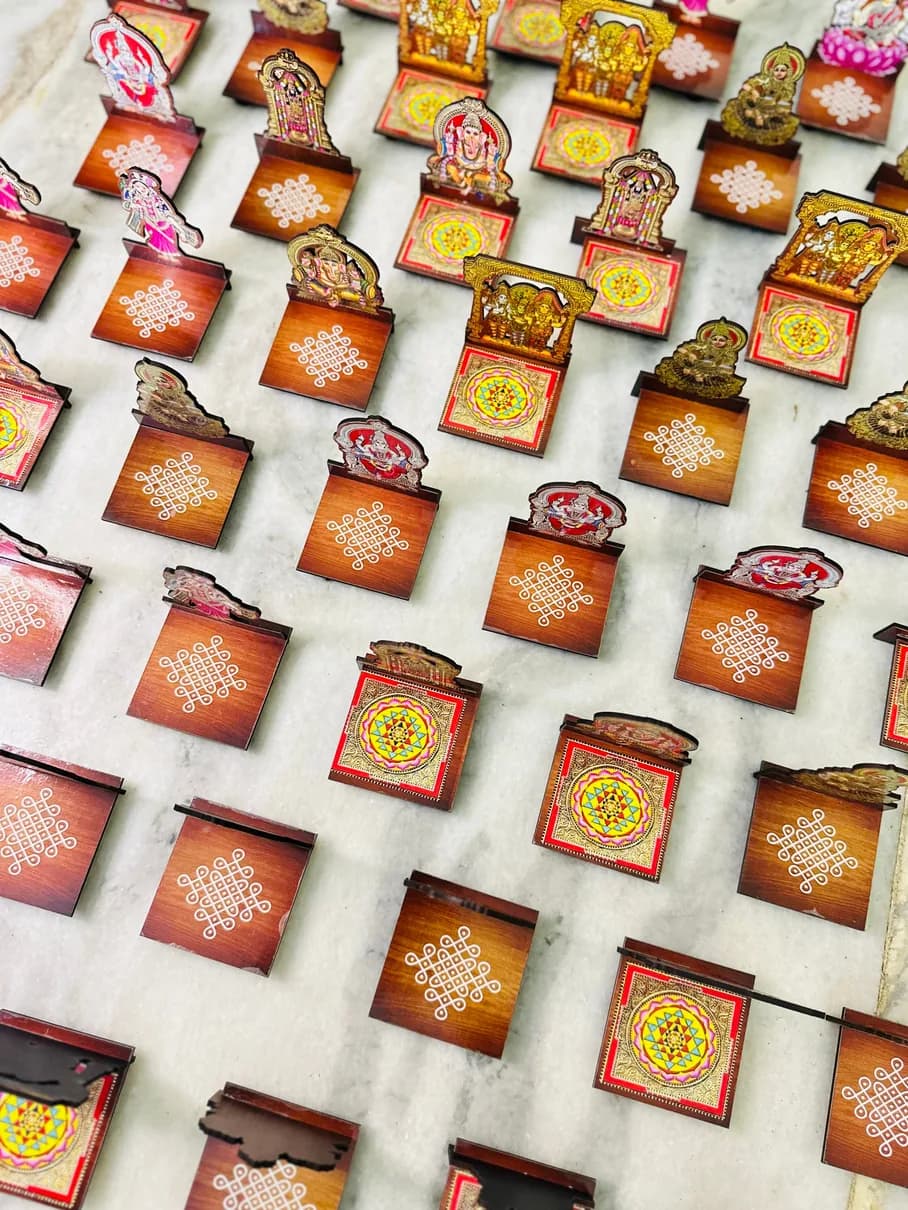 Diya Stand — image 1